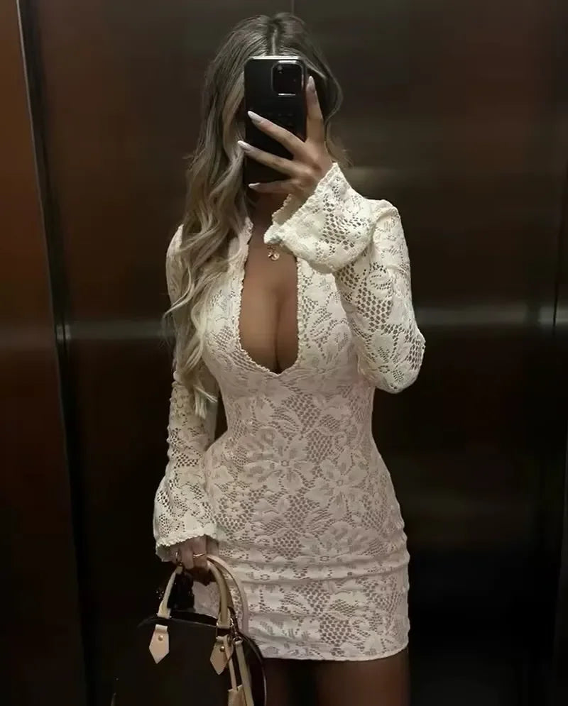 Vestido Curto - Selene Lace